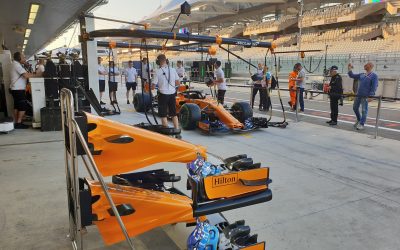McLaren F1 Garages